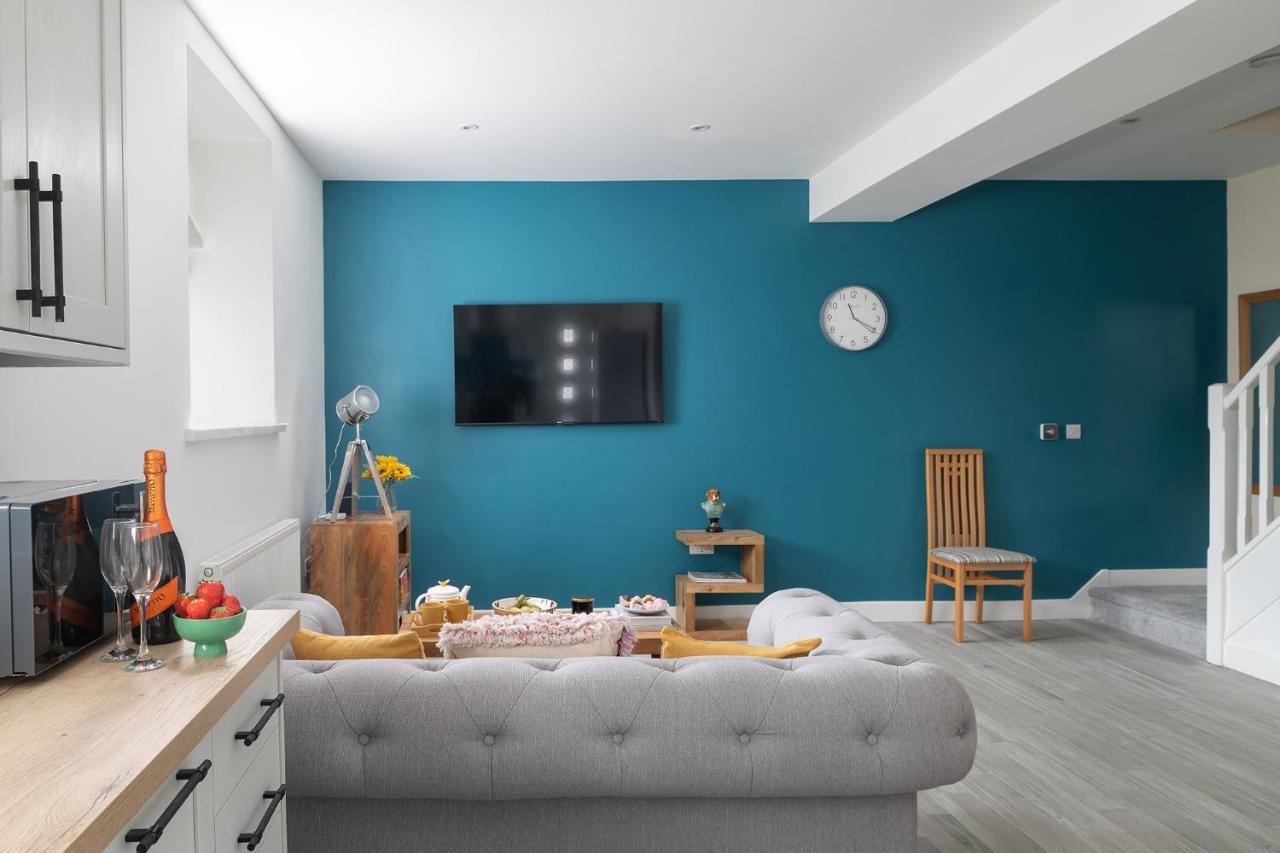 New Romantic, Dog Friendly Hideaway, Snowdon Views Caernarfon Exterior photo